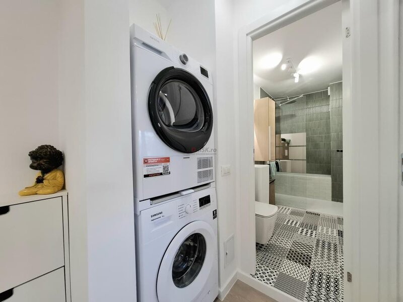 Nerva Traian 2 camere lux premium  mobilat  centrala  61mp  et.1